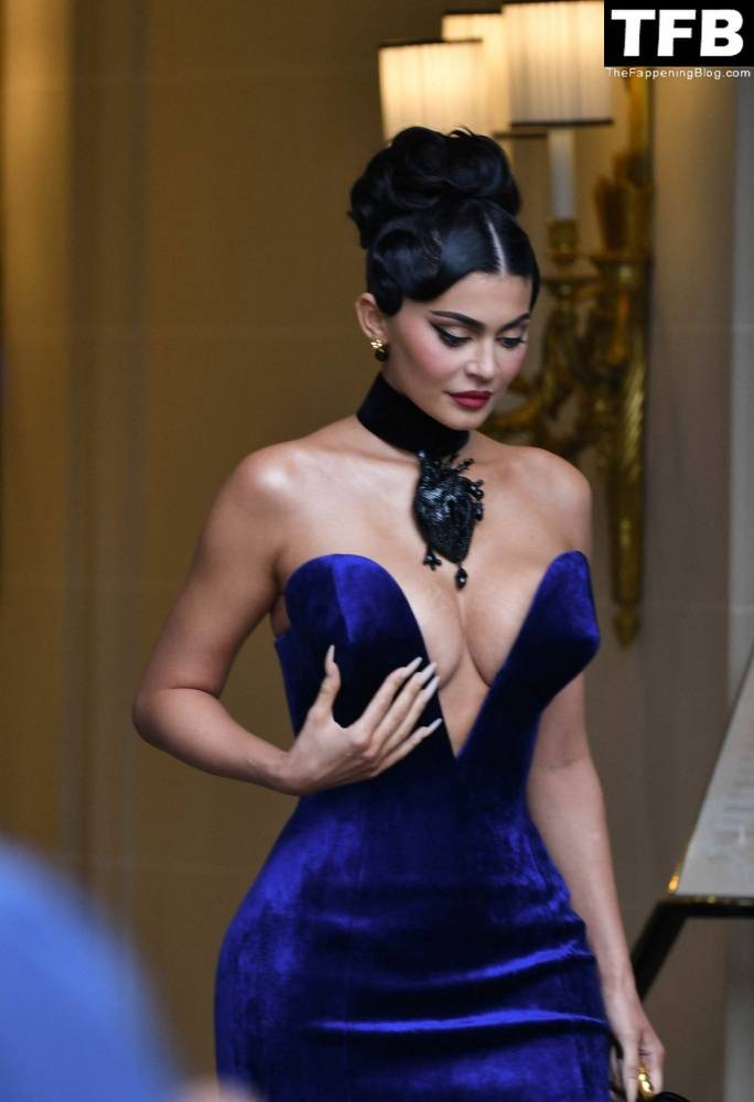 Busty Kylie Jenner Flaunts Her Deep Cleavage in Paris (54 Photos + Video) - #3