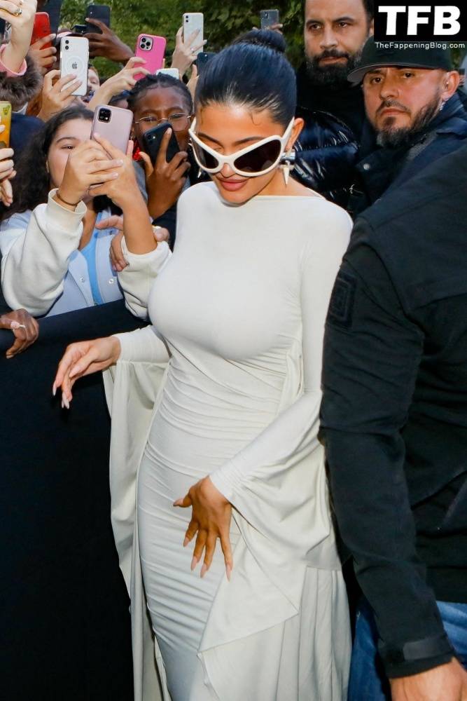 Kylie Jenner Flaunts Her Curves in a White Dress During Paris Fashion Week - #86