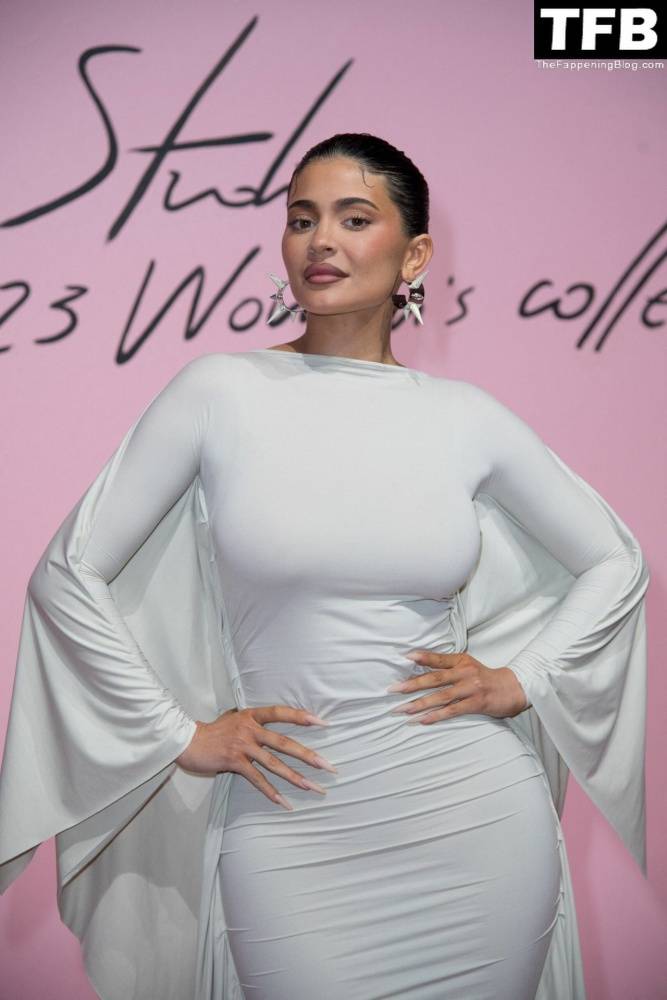 Kylie Jenner Flaunts Her Curves in a White Dress During Paris Fashion Week - #55