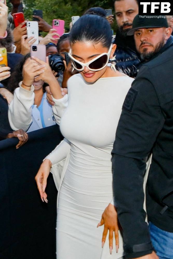 Kylie Jenner Flaunts Her Curves in a White Dress During Paris Fashion Week - #57