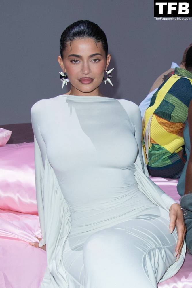 Kylie Jenner Flaunts Her Curves in a White Dress During Paris Fashion Week - #30