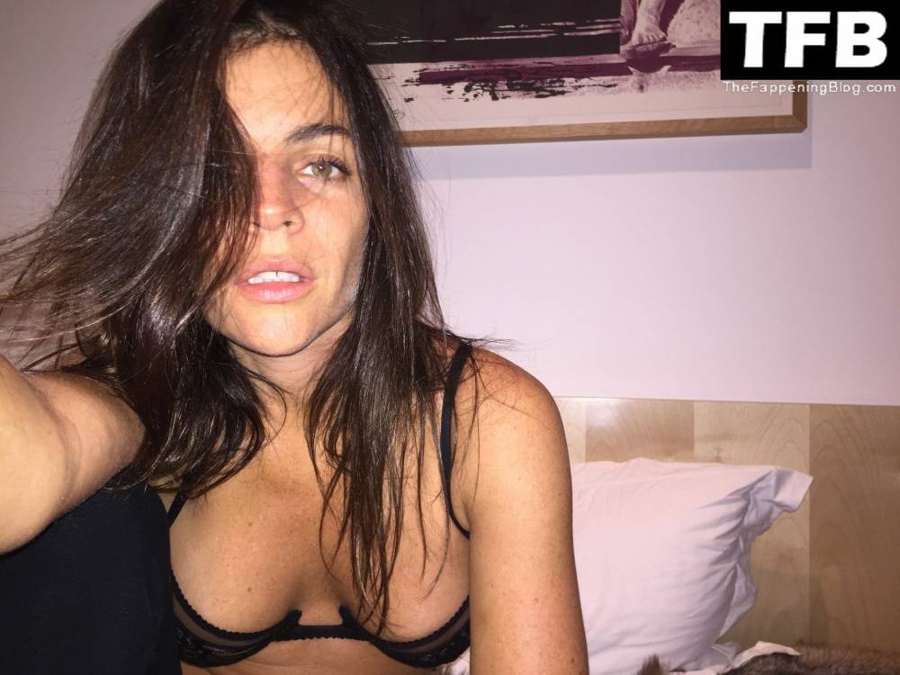 Julia Restoin Roitfeld Nude & Sexy Leaked The Fappening - #3
