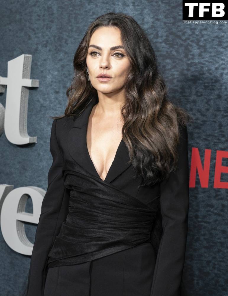Mila Kunis Poses on the Red Carpet at the New York Premiere of Netflix 19s 18Luckiest Girl Alive 19 - #87