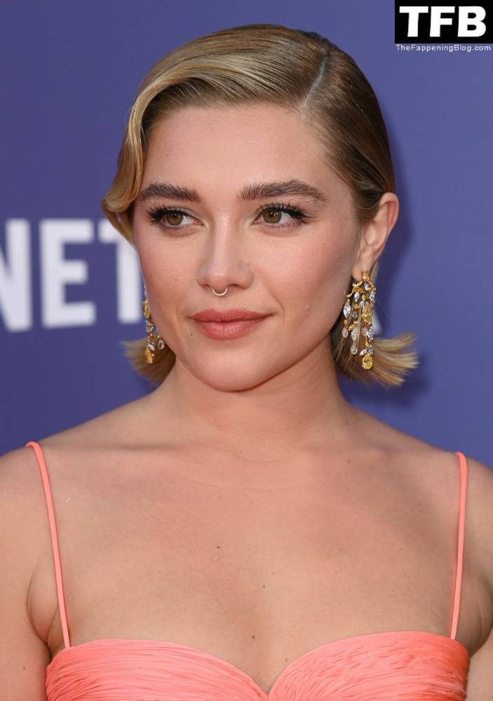 Florence Pugh Stuns on the Red Carpet at 1CThe Wonder 1D Premiere in London - #85