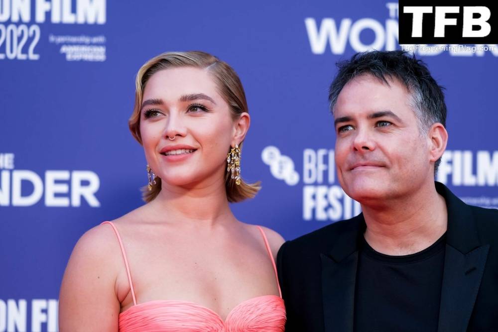 Florence Pugh Stuns on the Red Carpet at 1CThe Wonder 1D Premiere in London - #9