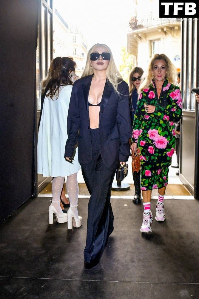 Ava Max Displays Her Sexy Tits as She Attends the Lanvin Show in Paris - #18