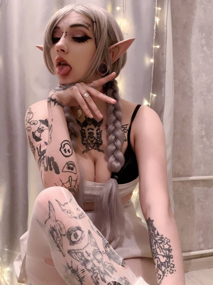 Hot teen model Ratt has got perfect boobs - #3