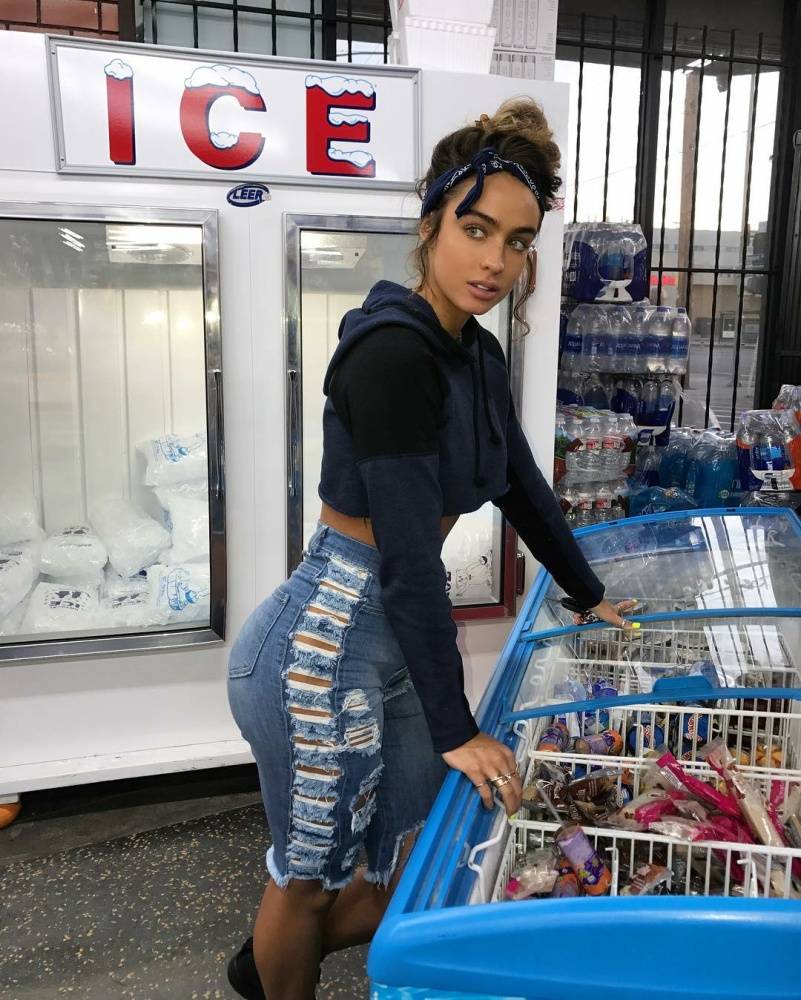 Sommer Ray Sexy Pictures - #1