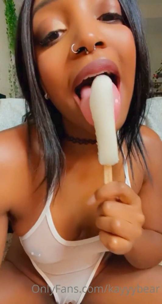 KayyyBear Popsicle Blowjob Masturbation Onlyfans photo Leaked - #6