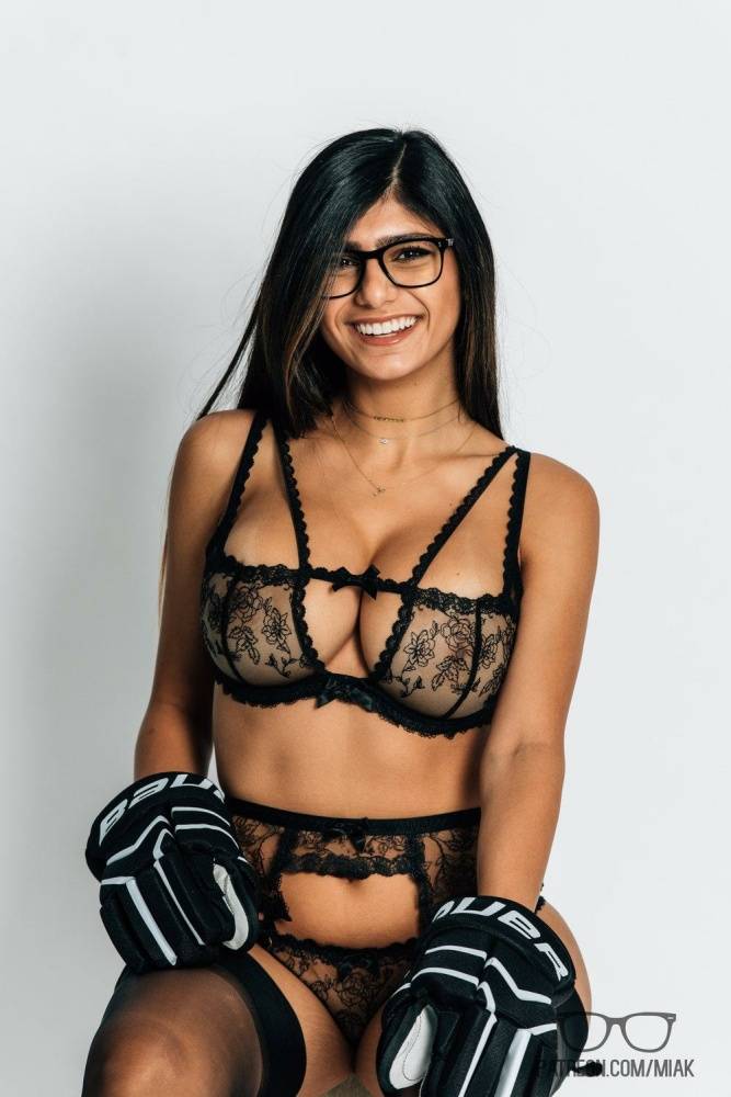 Mia Khalifa Lingerie Sports Modeling Patreon Set Leaked - #5