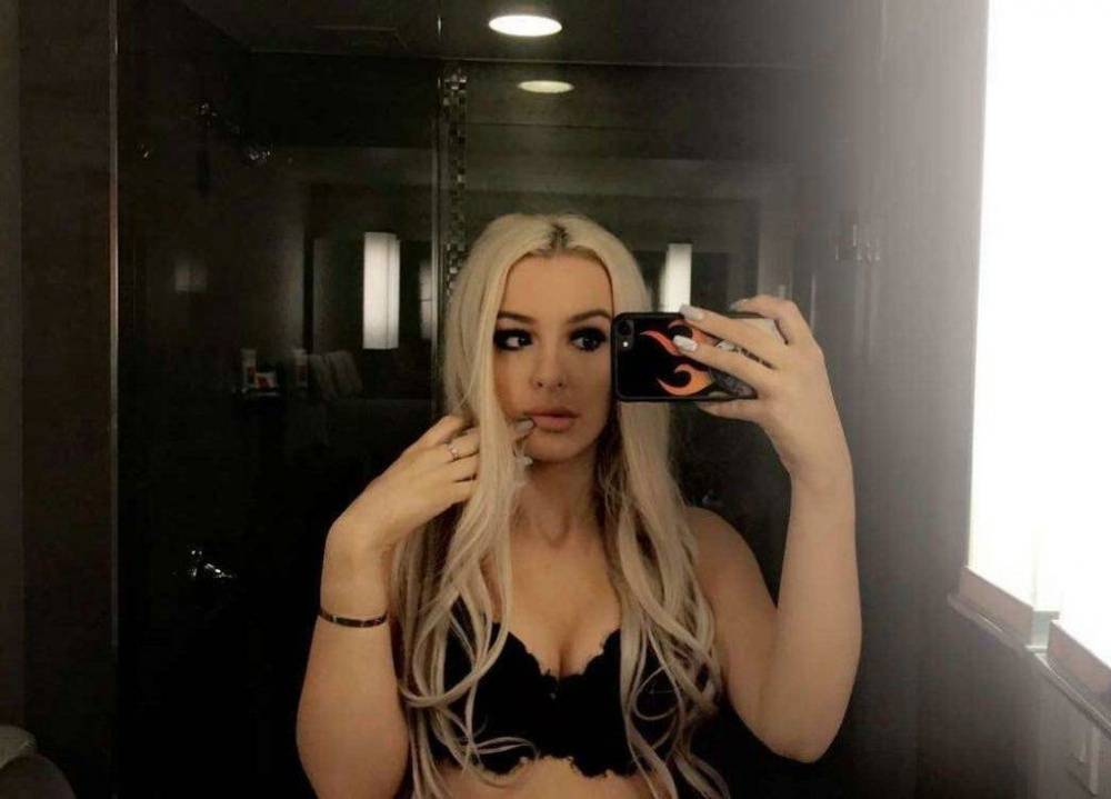 Tana Mongeau Sexy Pictures - #12
