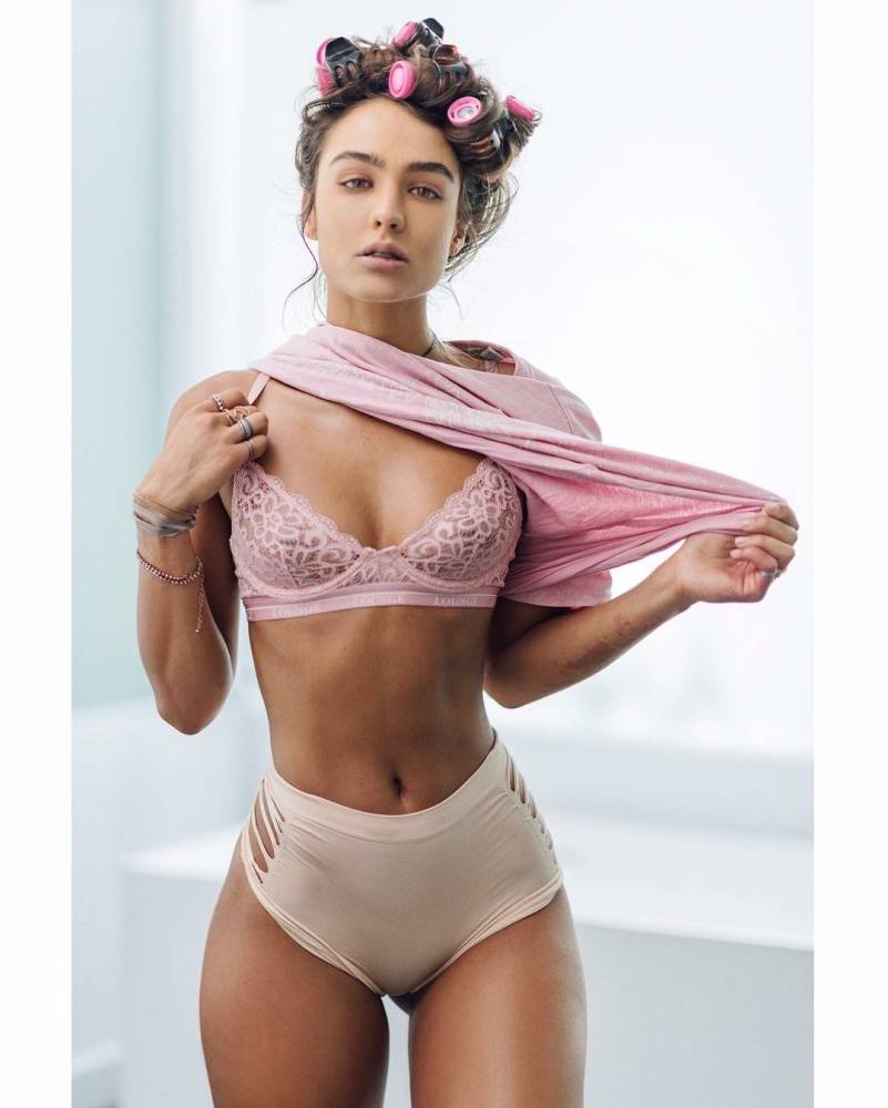 Sommer Ray Sexy Pictures - #17