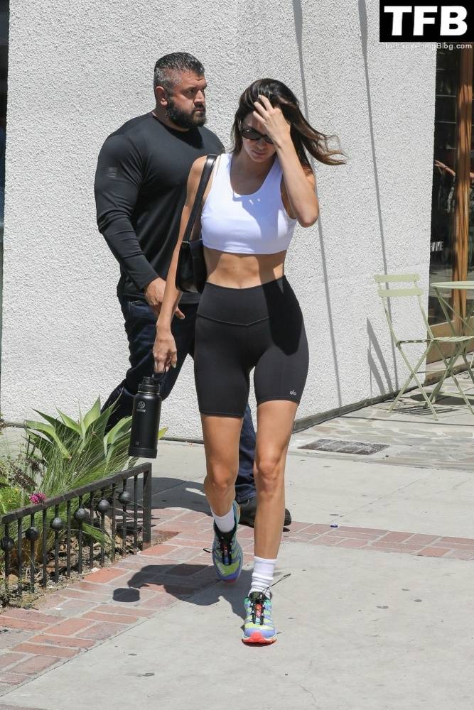 Kendall Jenner Puts Her Abs and Legs on Display During Workout Session in WeHo - #40