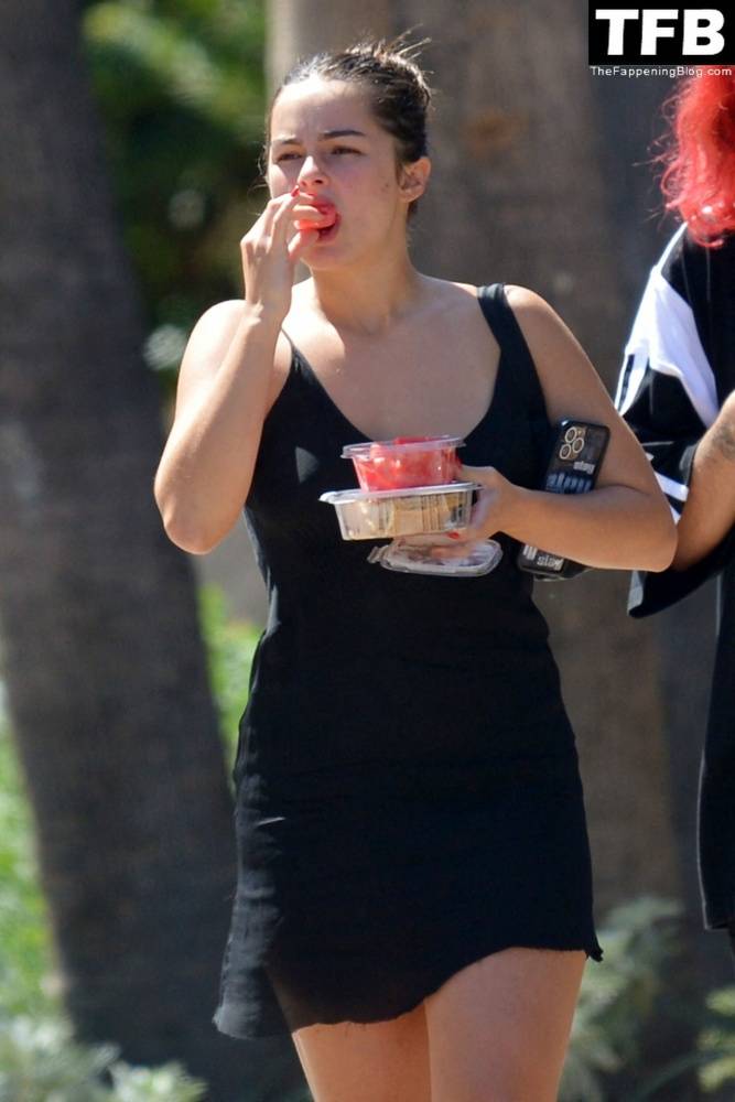 Addison Rae Indulges in Some Refreshing Watermelon While Out in a Tight Skirt with Her Boyfriend - #31