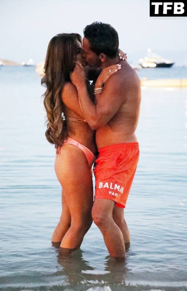 Teresa Giudice & Luis Ruelas Can 19t Keep Their Hands to Themselves During Their Honeymoon in Mykonos - #12