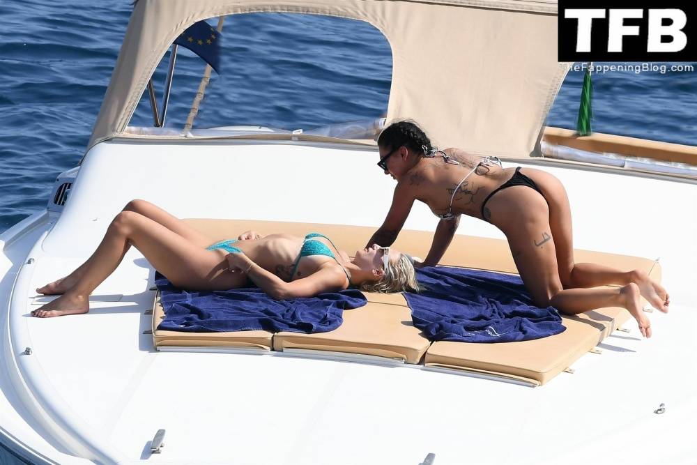 Ella Ding & Domenica Calarco Show Off Their Nude Tits While on Holiday on the Amalfi Coast - #6