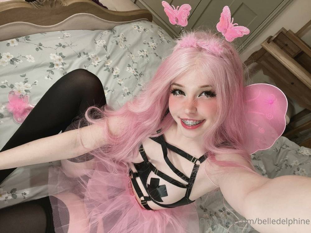 Belle Delphine Nude Pussy Spreading Onlyfans Set Leaked - #20