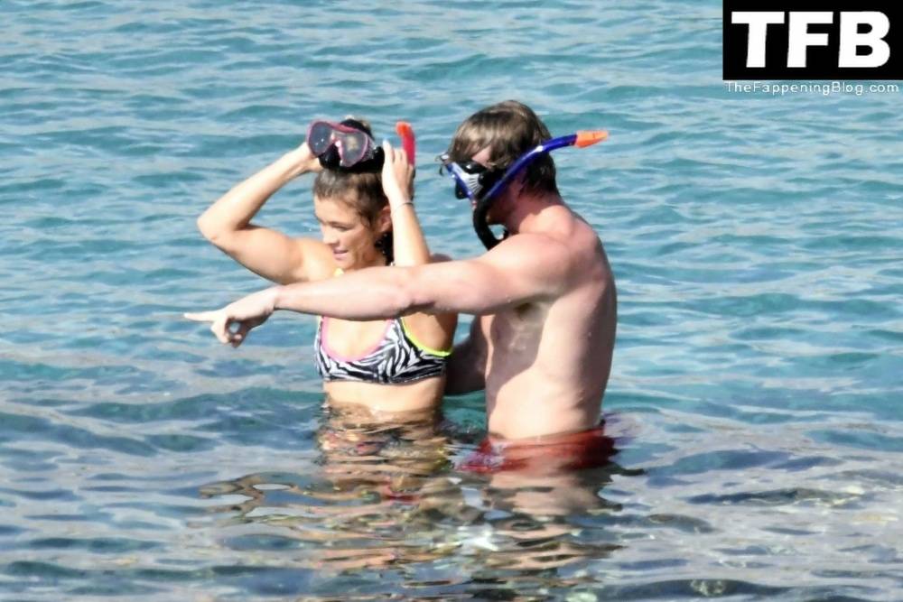 Nina Agdal & Logan Paul Enjoy a Day Snorkeling at the Beach in Mykonos - #9