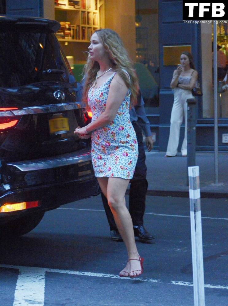 Jennifer Lawrence & Cooke Maroney Head Out For a Date Night in NYC - #12