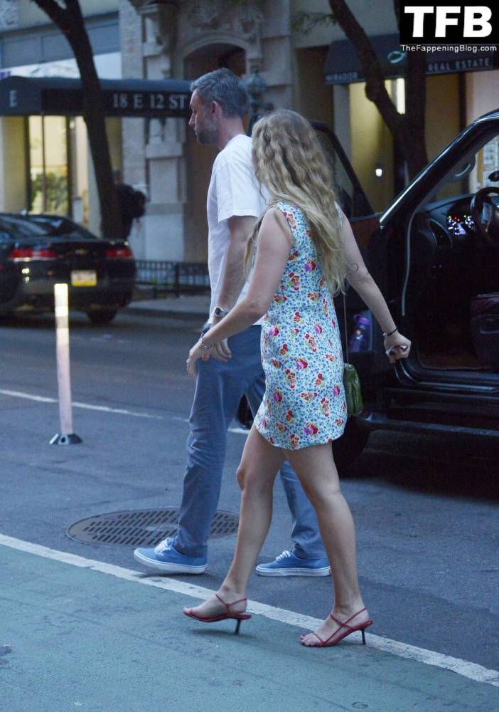 Jennifer Lawrence & Cooke Maroney Head Out For a Date Night in NYC - #10