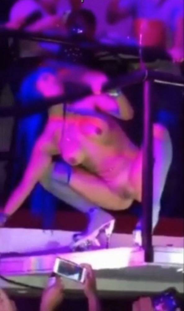 Cardi B Nude Stage Stripper Pussy Bottle Video Leaked - #5