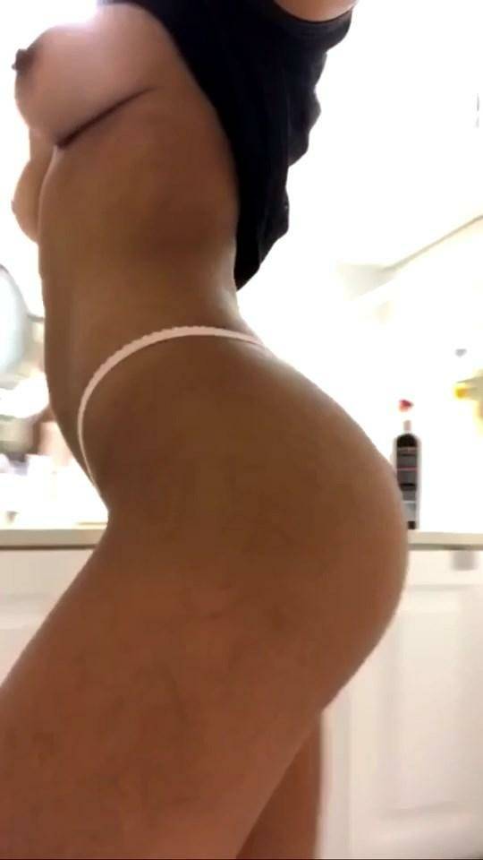 Amanda Trivizas Nude Lingerie Tit Flash Onlyfans Video Leaked - #3