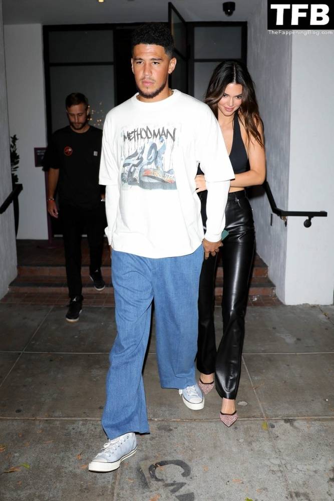 Kendall Jenner & Devin Booker Arrive at Catch Steak in WeHo - #14