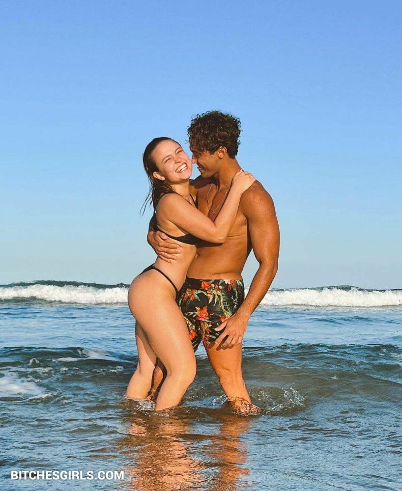 Larissa Manoela Youtube Sexy Influencer - Leaked Naked Videos - #9