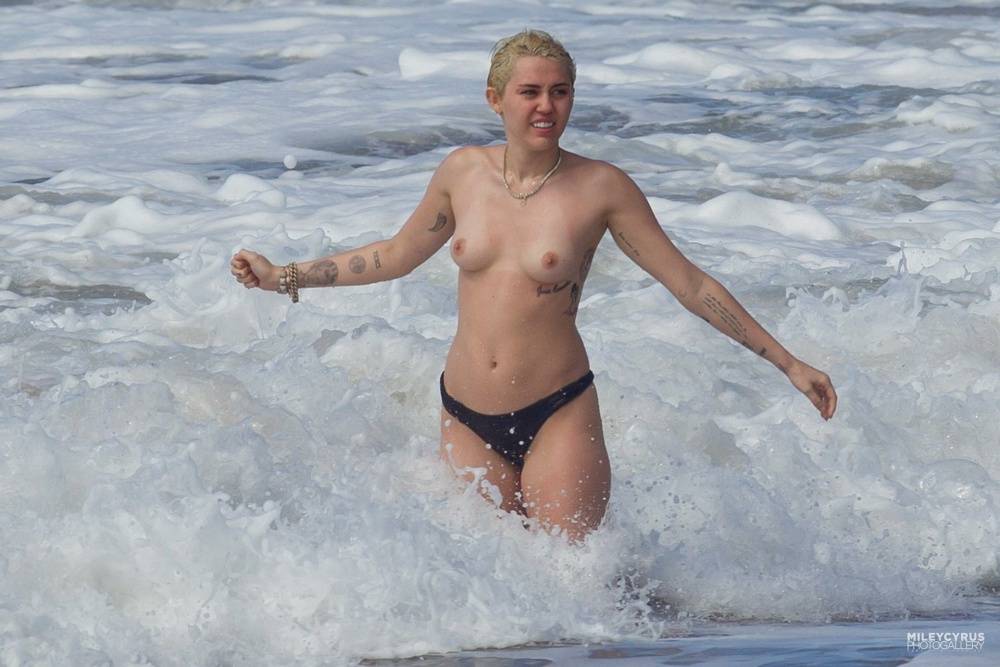 Miley Cyrus (mileycyrus) Nude OnlyFans Leaks (50 Photos) - #1