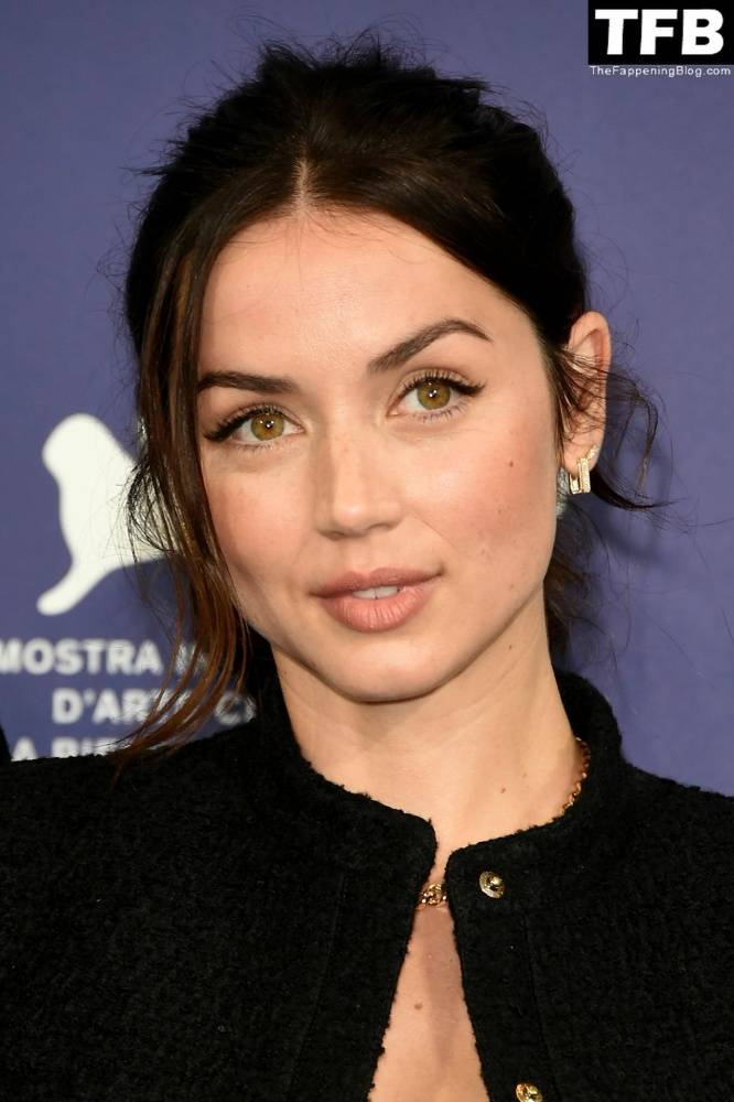 Ana de Armas Poses at a Photocall for 1CBlonde 1D in Venice - #60
