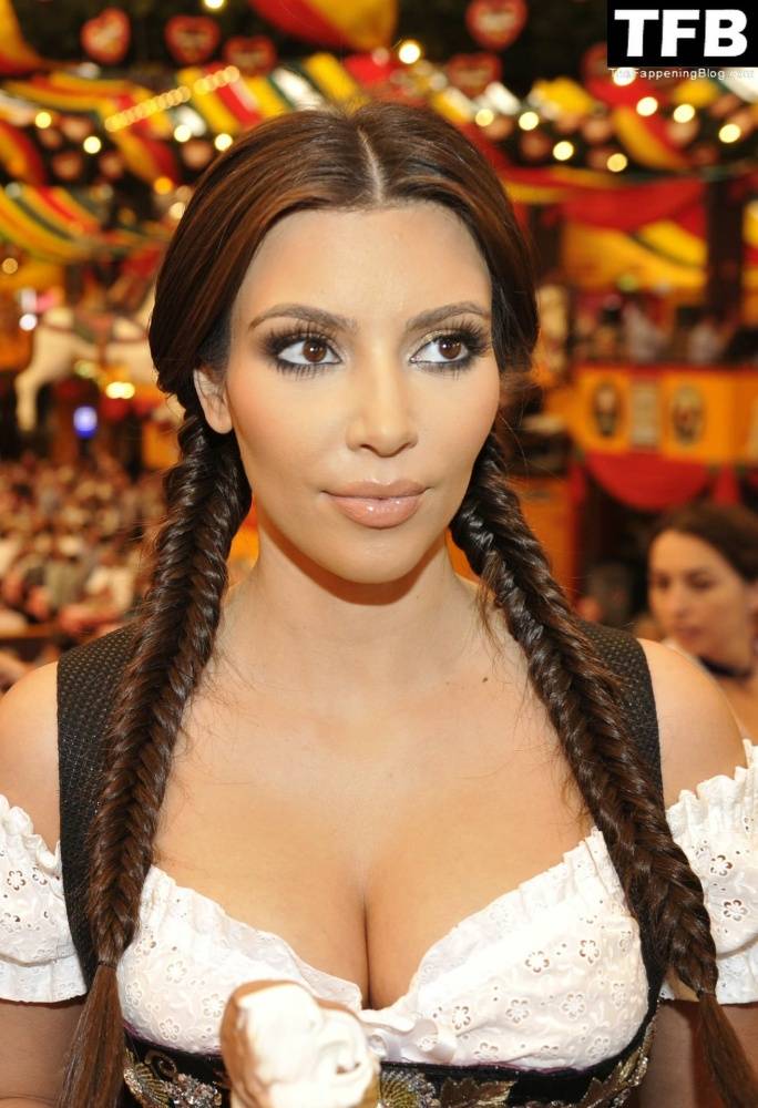 Kim Kardashian Nude & Sexy Collection 13 Part 4 - #47