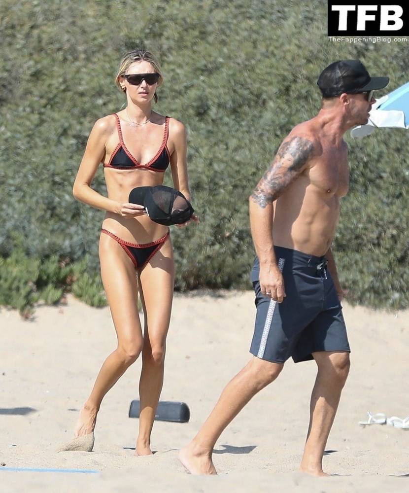 Alessandra Ambrosio Plays Beach Volleyball with Her Boyfriend and Fellow Model Friend - #16