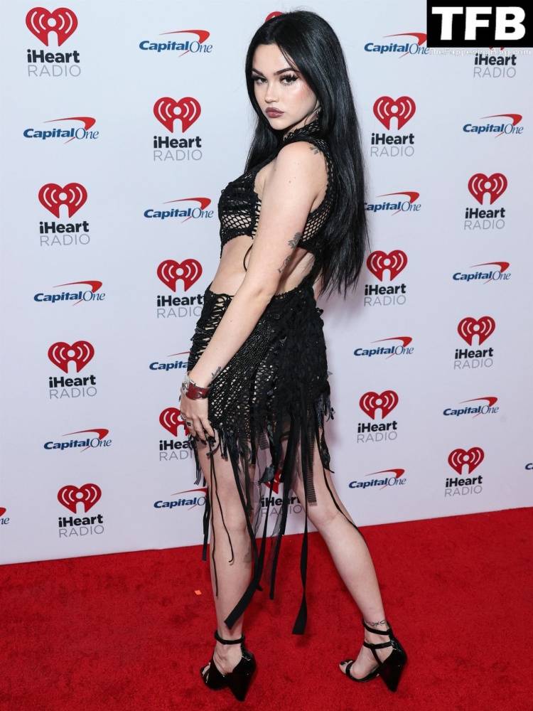 Maggie Lindemann Flaunts Her Sexy Legs & Tits at the iHeartRadio Music Festival - #9