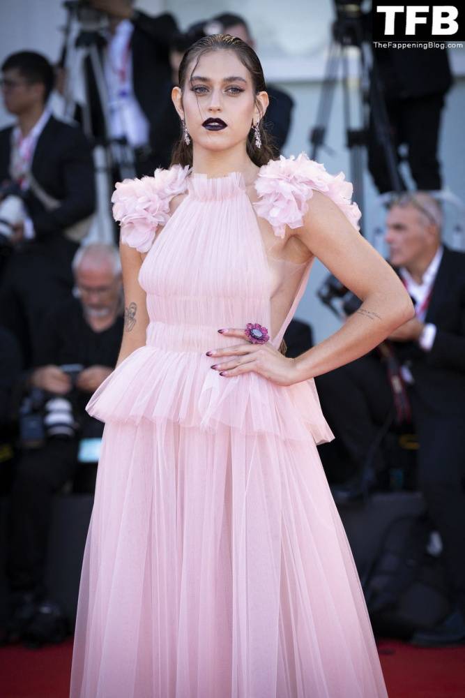 Gaia Gozzi Flaunts Her Tits at the 79th Venice International Film Festival - #50