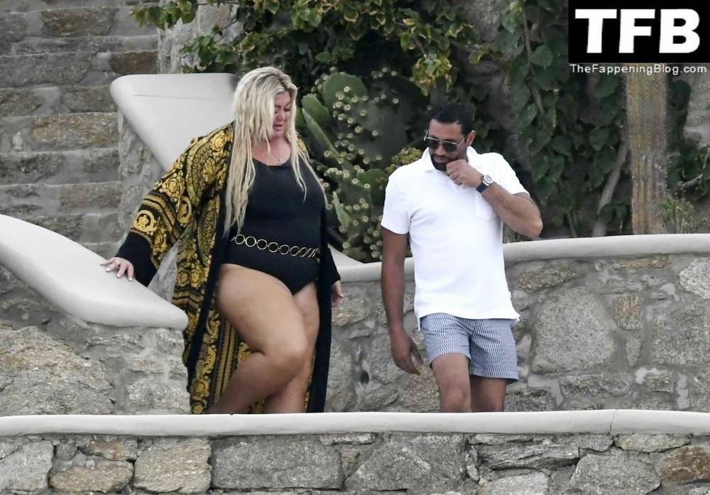 Gemma Collins Flashes Her Nude Boobs on the Greek Island of Mykonos - #57