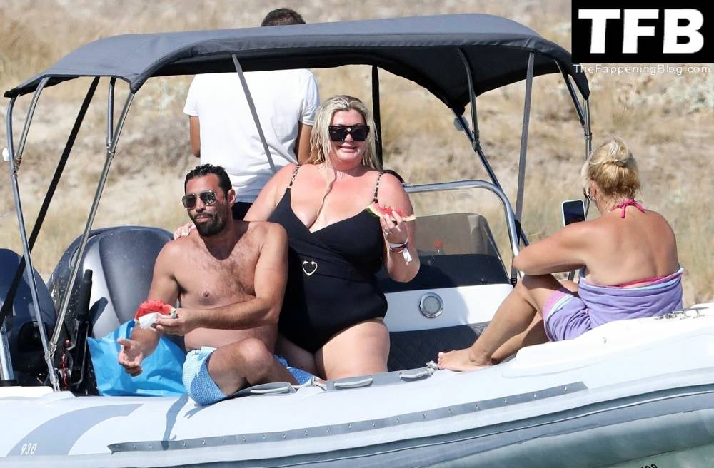 Gemma Collins Flashes Her Nude Boobs on the Greek Island of Mykonos - #100