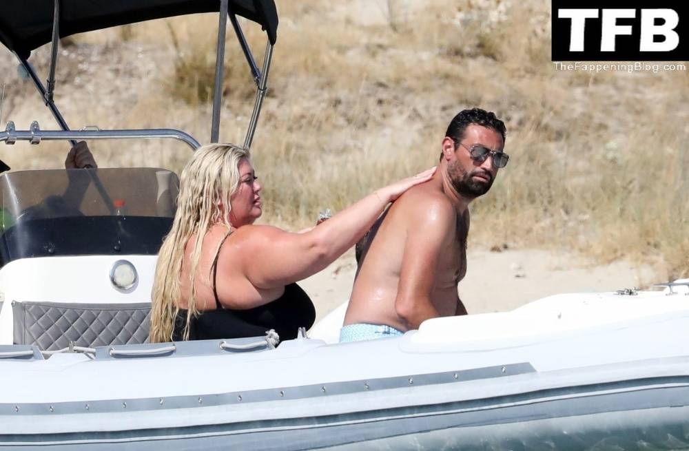 Gemma Collins Flashes Her Nude Boobs on the Greek Island of Mykonos - #83
