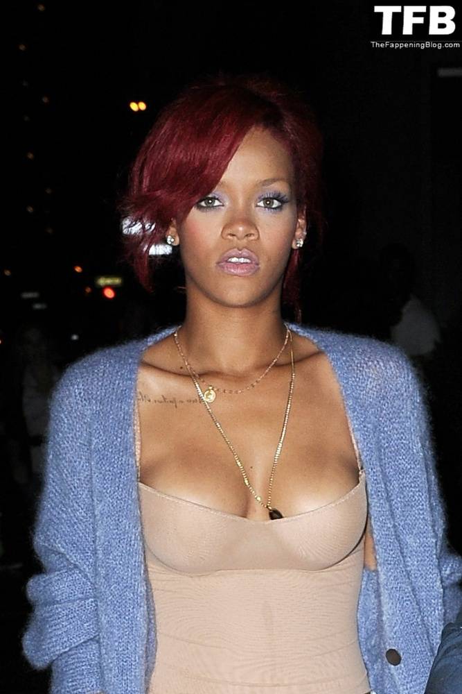 Rihanna Nude & Sexy Collection – Part 3 - #73