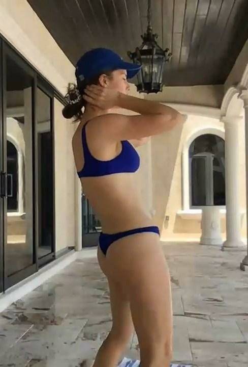 Amanda Cerny Bikini Booty Workout Livestream Leaked - #9