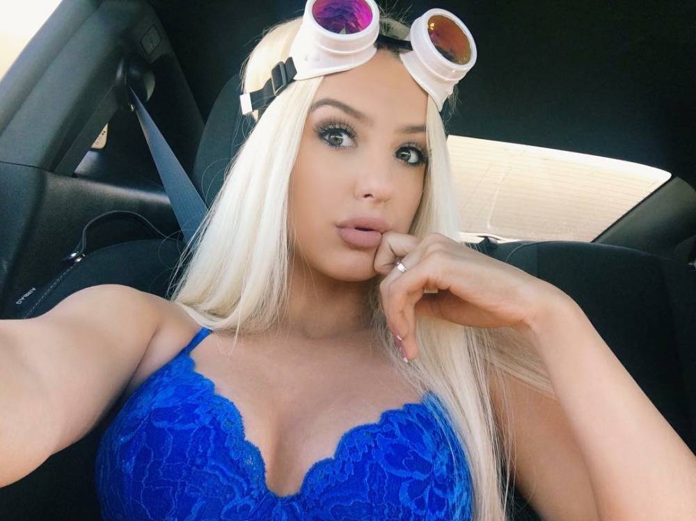Tana Mongeau Sexy Pictures - #64