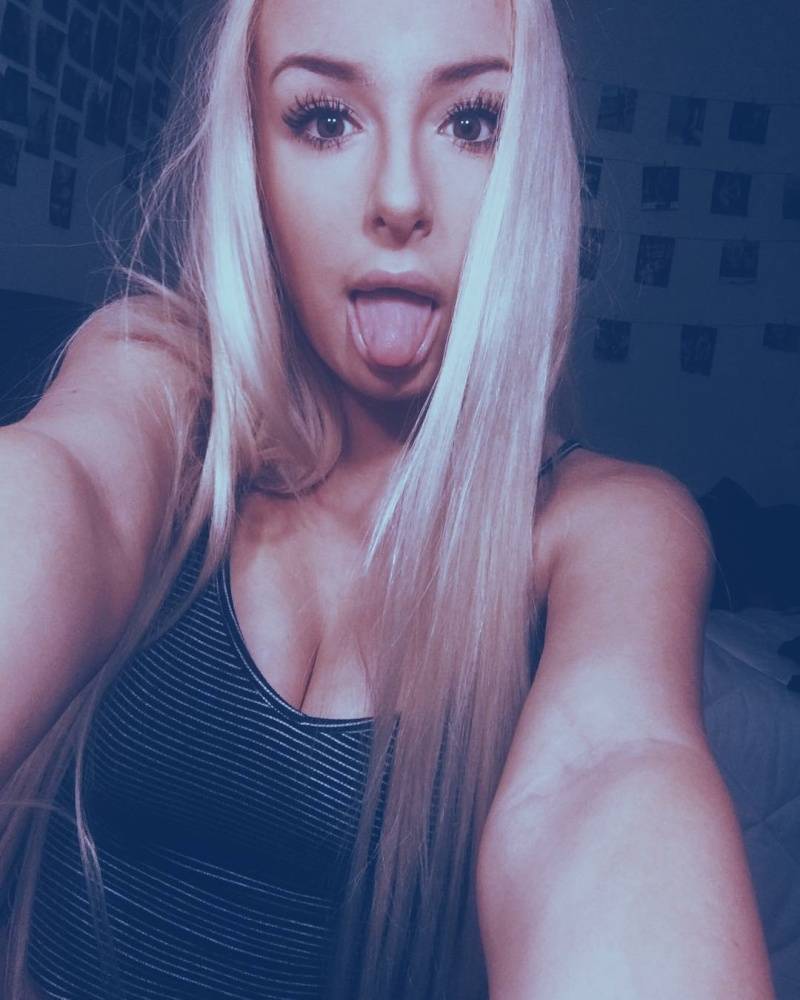 Tana Mongeau Sexy Pictures - #37