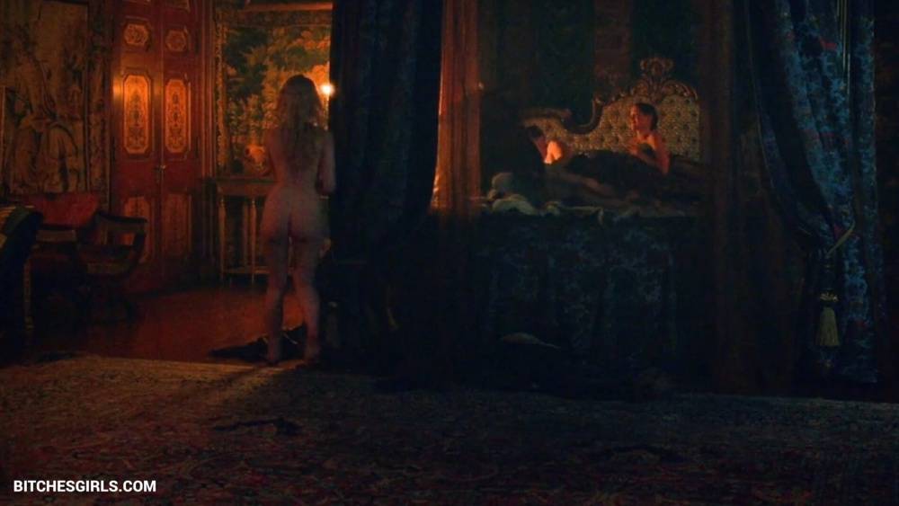 Elle Fanning Nude Celeb - Eliefanning Celeb Leaked Naked Photos - #21