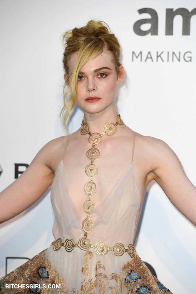 Elle Fanning Nude Celeb - Eliefanning Celeb Leaked Naked Photos - #9