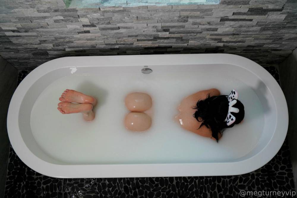 Meg Turney Nude Wet Feet Soles Onlyfans Set Leaked - #5