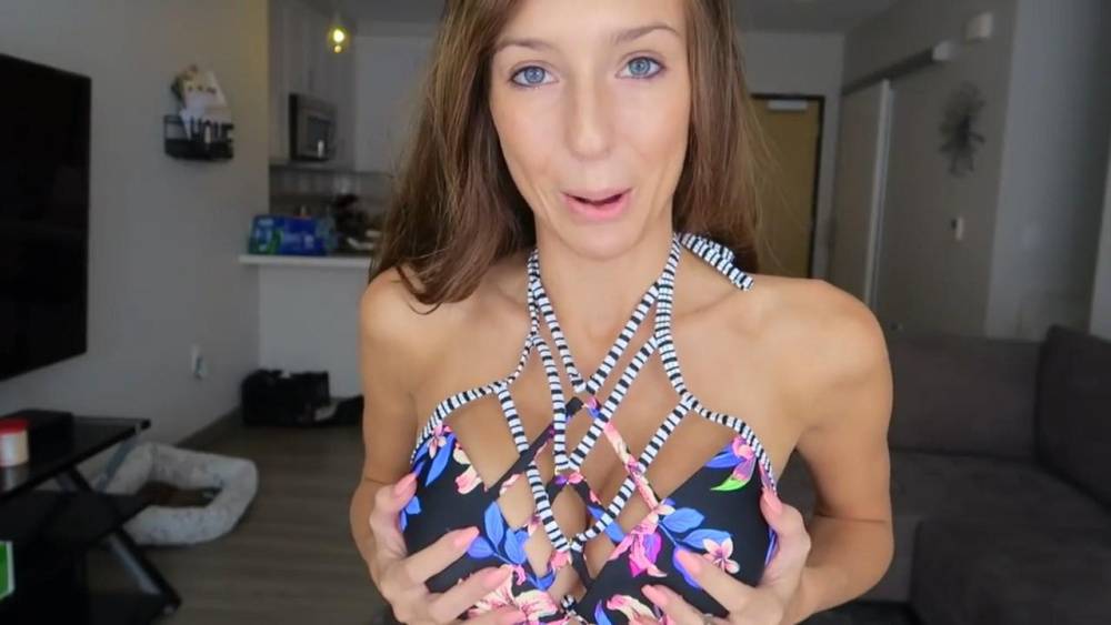 Taylor Alesia Sexy Swimsuits Try-On Video Leaked - #10