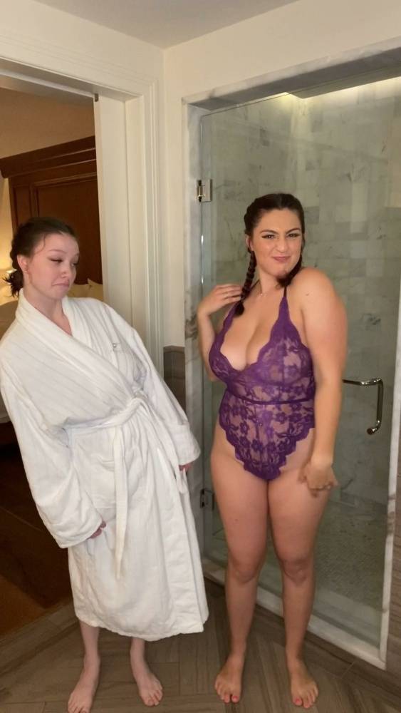 Tati Evans Gi_xxo Nude TikTok Lesbian Magic Strip Onlyfans photo Leaked - #5