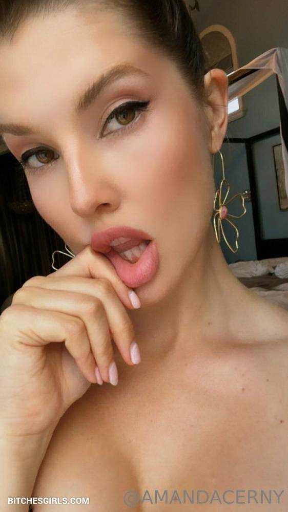 Amanda Cerny Instagram Sexy Influencer - Amanda Onlyfans Leaked Naked Photos - #6