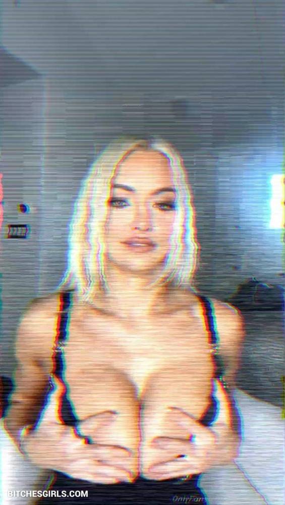 Lindsey Pelas Instagram Naked Influencer - Lindsey Onlyfans Leaked Naked Photo - #15