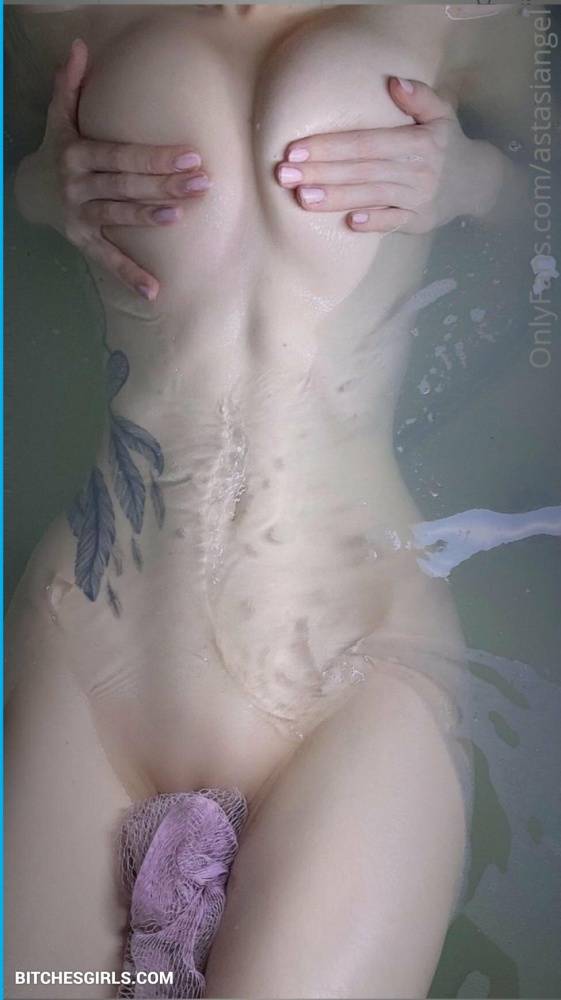 Astasiadream Naked Cosplayer - Anastasiangel Onlyfans Leaked Bath Photos - #11