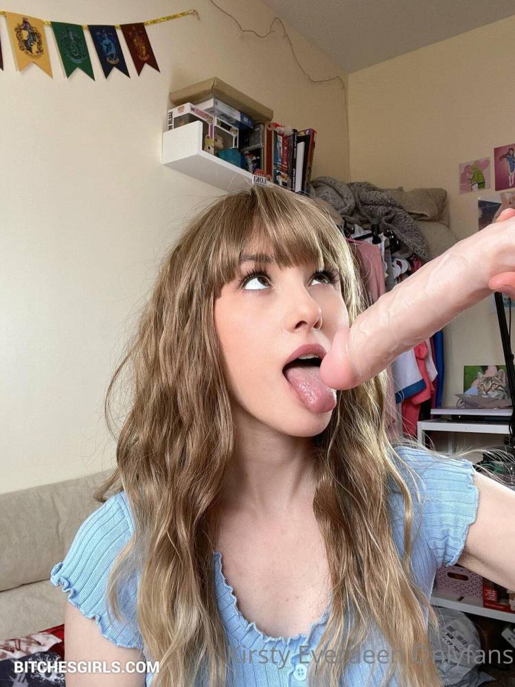 Kirsty Everdeen Nude Teen - Onlyfans Leaked Photos - #6